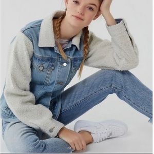 Urban Outfitters BDG Two to Tango Denim Sherpa Trucker Jacket